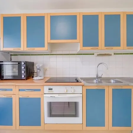 Apartmán Charmant Avec Jardin *